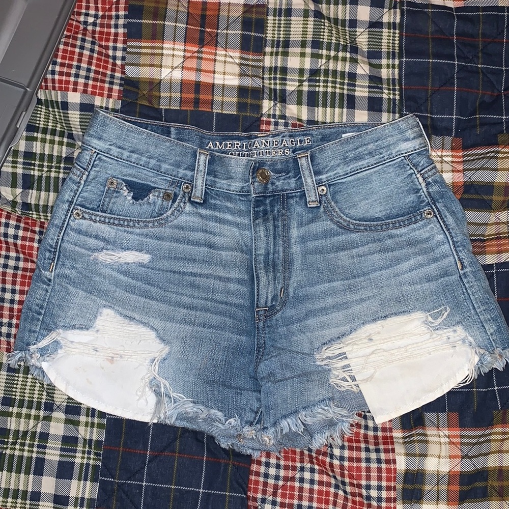 American Eagle vintage high rise denim shorts